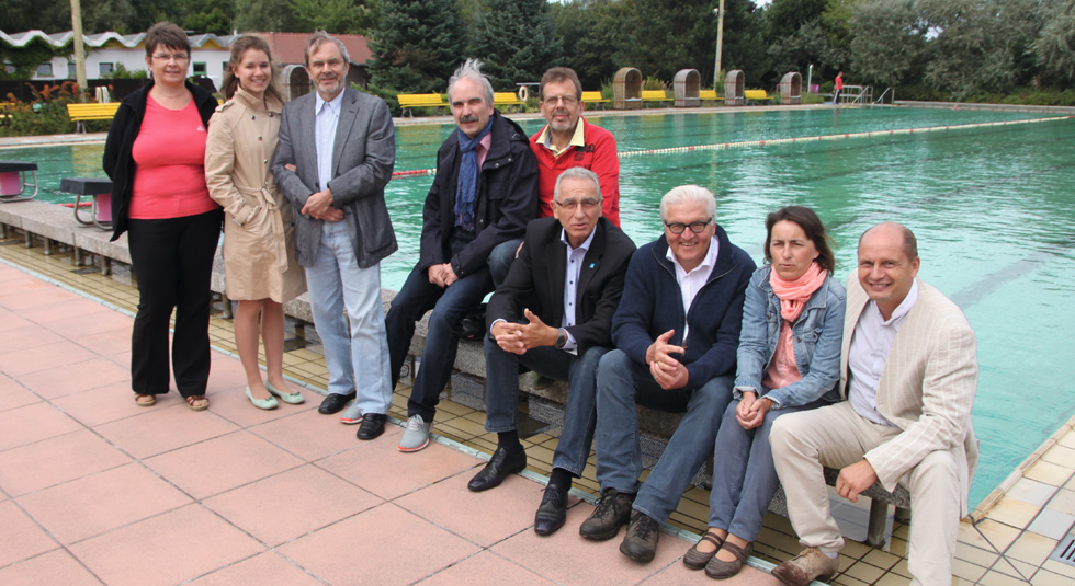 Besondere Ehre: Der Minister für Auswärtiges Dr. Frank-Walter Steinmeier besuchte das Naturbad auf seiner Sommertour.